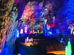 -泰安地下龙宫景区