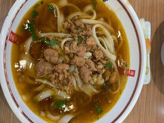 -顺溜·手工刀削面·黑金店(铜锣湾店)