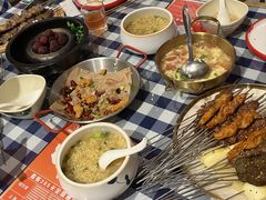 -雪熊哈尔滨烧烤·精酿啤酒·砂锅(中央胜境店)