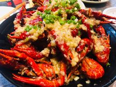 -巴厘龙虾·榜首油焖大虾(音乐学院·沿江酒馆店)