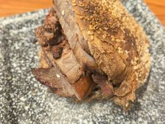 -老天桥酱肉烧饼夹肘子(天桥店)