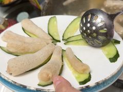 -墨脱石锅椰子鸡•香草鸭•东山羊(大东海店)