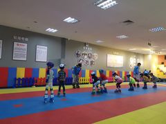 -米高轮滑·自由式轮滑·速桩·滑板(锦辉店)