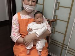 -爱的果实月嫂育婴师(世纪东方店)