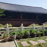 酒店地理位置方便,出门就是洋人街