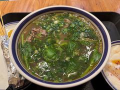 -云阿蛮云南生烫牛肉米线(奉贤路店)