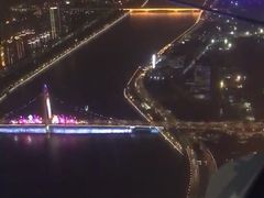 -广州塔卢特斯法国旋转餐厅