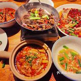 来长沙旅游一定要来这家店吃地道湘菜！