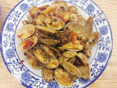 -江城燕子大排档(江汉路步行街店)