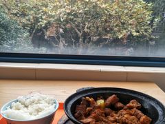 -同济大学本部学苑饮食广场