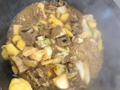 -粘豆包柴火铁锅炖