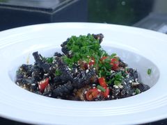 麻辣乌鸡爪-铜锣湾·有麝自然香(重庆新天地店)