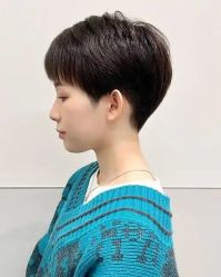 -丝语萱形象