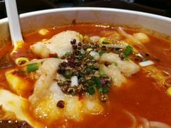 -渝是乎酸菜鱼(龙旗购物中心店)