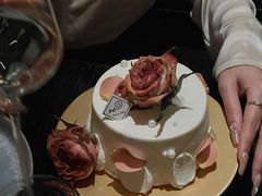 -花花卷卷·鲜食蛋糕(静安久光百货店)