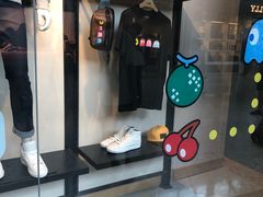 -东荟城名店仓