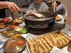 -草家酱蟹炭火烤肉店(珲春南路一店)