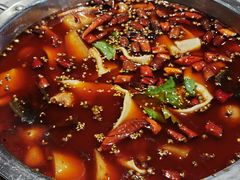 -晓彭肥肠鸡·泡椒鸡火锅(水木天地店)