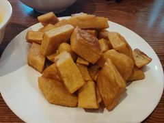 -清真吴记门钉肉饼·喜多利