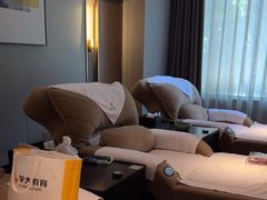 -金色印象·4K影院式足体养生(石碾盘店)