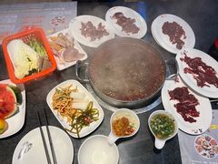 -名门潮牛·鲜牛肉海鲜火锅.烧烤自助餐厅(诚丰广场店)