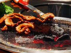 -鑫釜山海鲜烧烤(鑫丰国际店)
