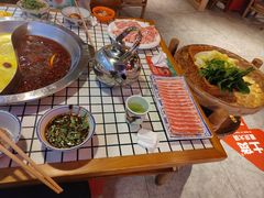 -土货重庆火锅(吾悦广场店)