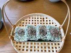 -包整·丝娃娃(一览甲秀楼风景店)