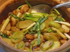 -八府香鸭·啫啫煲(华山路店)