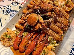 -松哥油焖大虾.小龙虾.黑鸭煲(海岸城店)