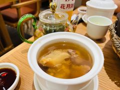 -顺风汤馆·广府粤菜(江宸天街店)