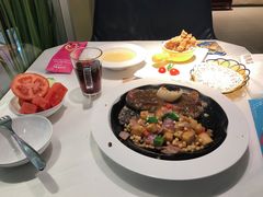 -豪客来牛排(华创国际广场店)