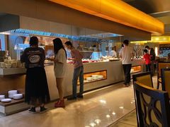 自助取餐区-青岛金沙滩希尔顿酒店·自助餐厅