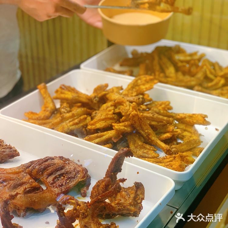 惠州新店▫️追剧必备的田螺姑娘炸鸭爪