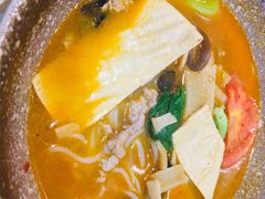 西红柿牛肉米线-蒙自源过桥米线(红谷滩万达店)