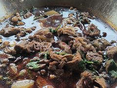 -大众跷脚牛肉馆·非遗传承单位(峨眉山店)