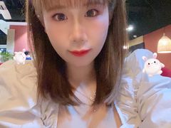 -4iNLOOK美瞳店(龙之梦购物中心虹口店)