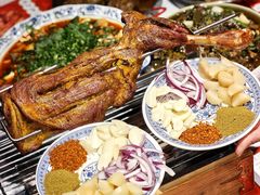 -李双猪·小龙虾·烧烤·羊肉煲(乐山店)