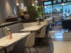 -必胜客(漕宝路店)