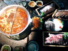 -湊湊火锅·茶憩(新中关购物中心店)