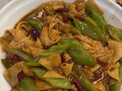 -金鸭都·老北京特色家常菜(潘家园店)