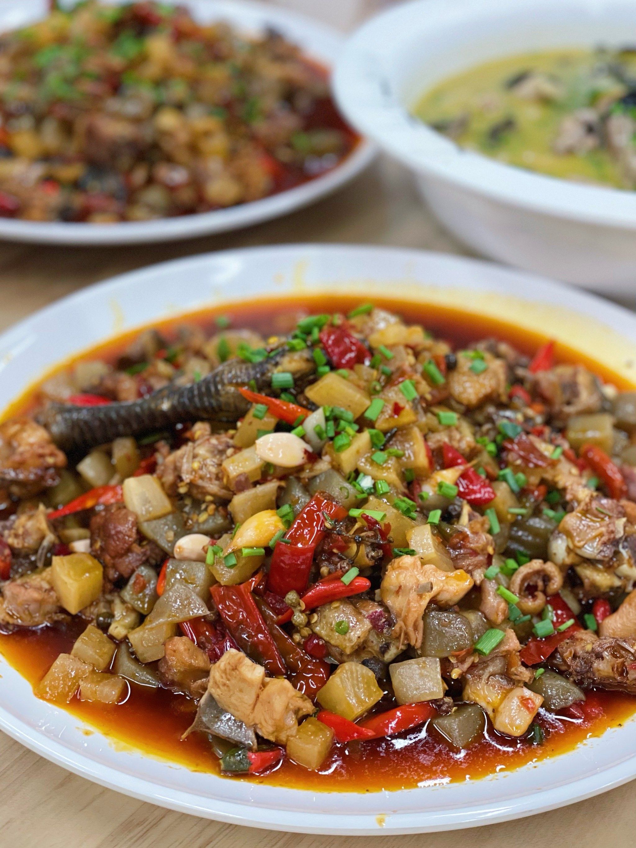 达州最好吃的酸辣鸡没有之一,以前雷音铺隧