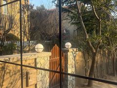-芭东小镇温泉