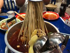 -马路边边麻辣烫联盟路店