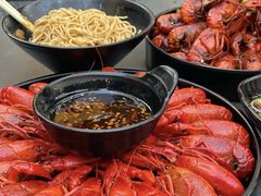 -肥肥虾庄·金牌油焖大虾(沙湖店)