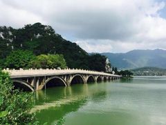 -星湖旅游景区七星岩