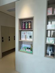 -佳颜轻医美·美学抗衰中心