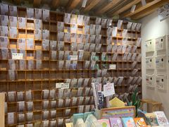 -猫的天空之城概念书店(丽江古城饮玉巷店)