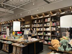 -茑屋书店(天目里店)