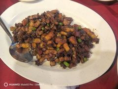 辣子火肉-德成饭店